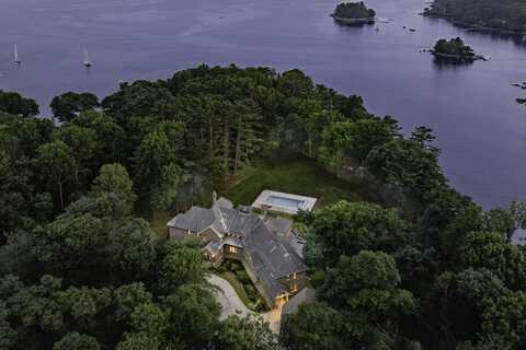 7 LMC Lane, Freeport, ME 04032
