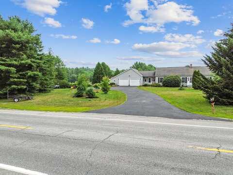 987 Gardiner Road, Dresden, ME 04342