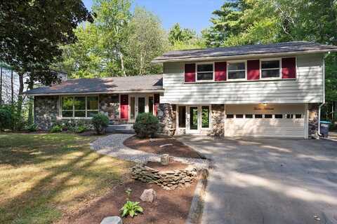 12 Hilliard Street, Old Town, ME 04468