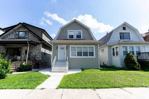 4717 W Berteau Avenue, Chicago, IL 60641