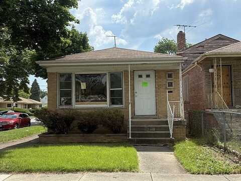 8401 S Marquette Avenue, Chicago, IL 60617