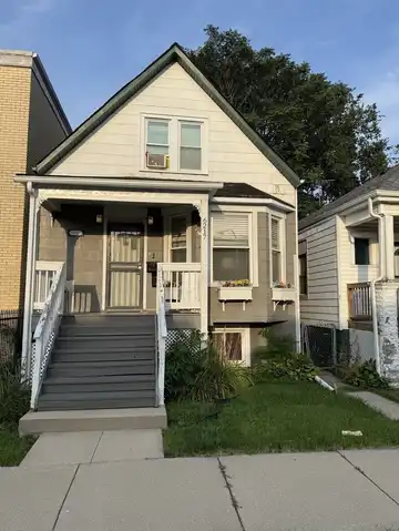 6217 S Claremont Avenue, Chicago, IL 60636