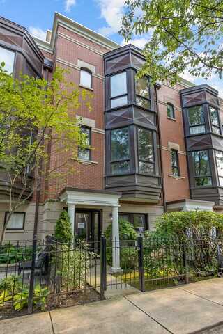337 W Scott Street, Chicago, IL 60610