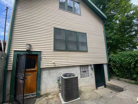 2736 W Evergreen Avenue, Chicago, IL 60622