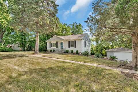 1107 S Hough Street S, Barrington, IL 60010