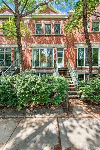 2508 N Bosworth Avenue, Chicago, IL 60614