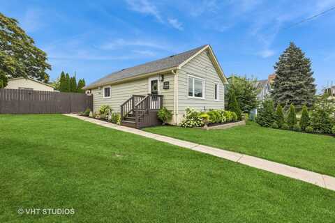 519 Czacki Street, Lemont, IL 60439
