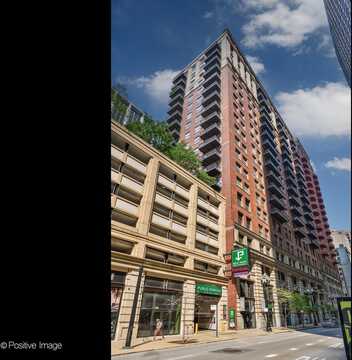 212 W Washington Street, Chicago, IL 60606