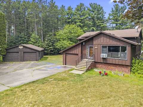 N2523 Coach Lite Court, Wautoma, WI 54982