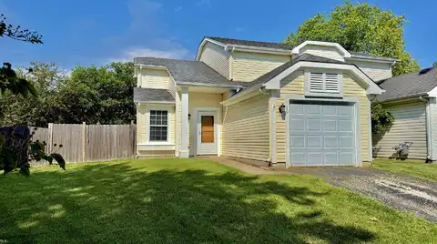 10 Rugby Court, Glendale Heights, IL 60139