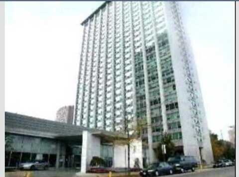 3600 N Lake Shore Drive, Chicago, IL 60613