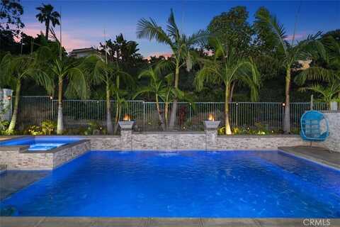 12 La Perla, Lake Forest, CA 92610