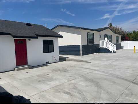 15356 Merrill Avenue, Fontana, CA 92335