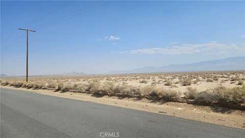33333 North Side Road, Lucerne Valley, CA 92356