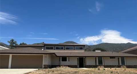 18510 Santa Fe Avenue, San Bernardino, CA 92407