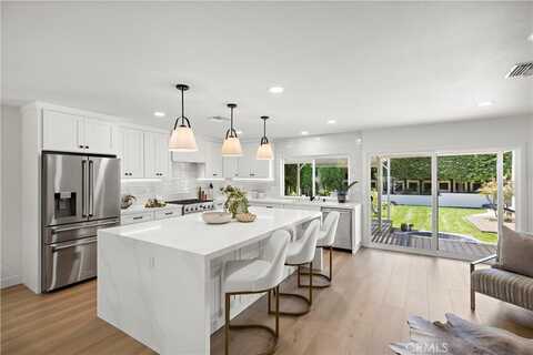 17805 Winterberry Street, Fountain Valley, CA 92708