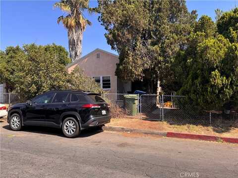 7401 dempsey Avenue, Lake Balboa, CA 91406