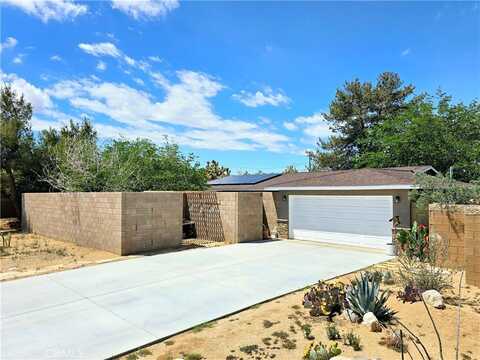 4796 Camarilla Avenue, Yucca Valley, CA 92284