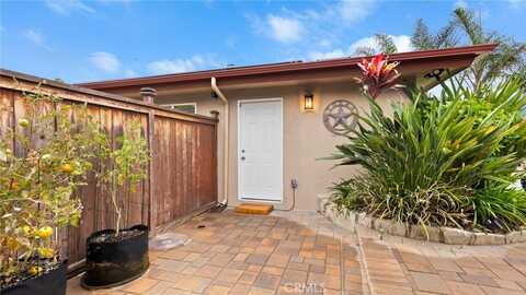 330 Teasdale Drive, Claremont, CA 91711