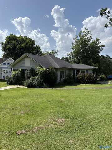 114 Washington Circle, Gadsden, AL 35904