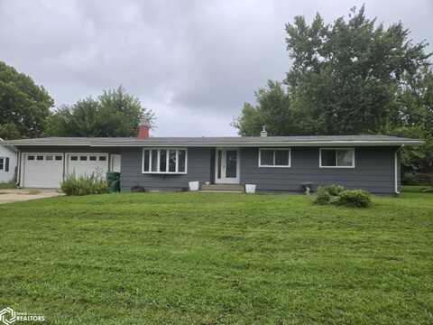 407 E Buchanan Avenue, Fairfield, IA 52556