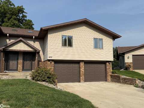 409 E Valley Drive, Carroll, IA 51401