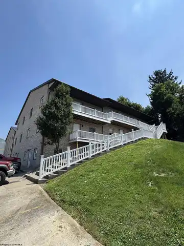 26 South East Court, Morgantown, WV 26505