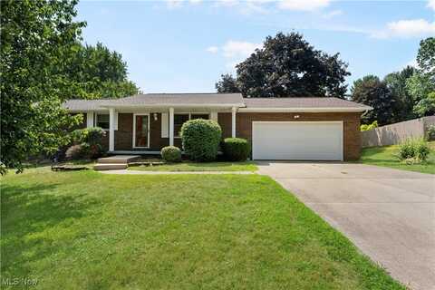 1508 Canyon Street NE, Uniontown, OH 44685