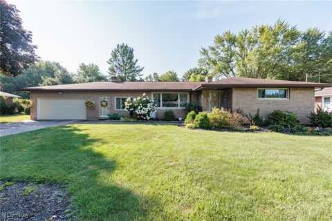 5871 Cottonwood Drive, Lorain, OH 44053