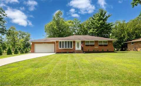8200 Briarwood Drive, Broadview Heights, OH 44147