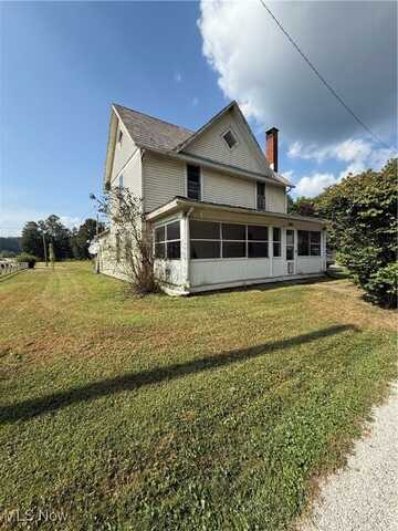 33436 Township Road 518, Walhonding, OH 43843