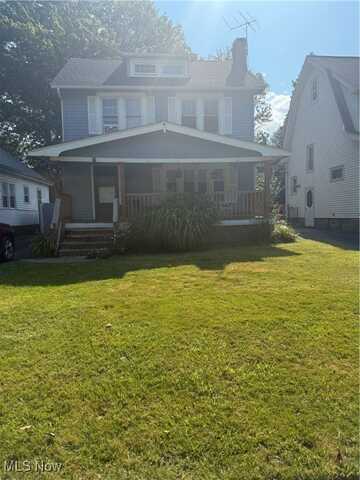 999 Rushleigh Road, Cleveland Heights, OH 44121