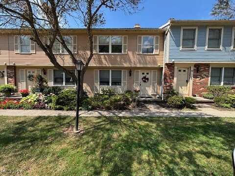67 Quaker Ridge Drive, Akron, OH 44313
