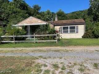 19 Howard Drive, Steubenville, OH 43952