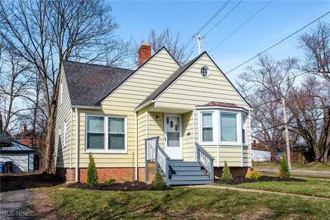15921 Cloverside Avenue, Cleveland, OH 44128