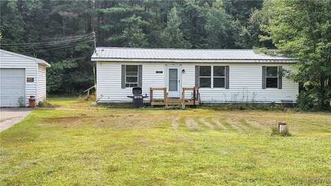33 Floyd Drive, West Monroe, NY 13167