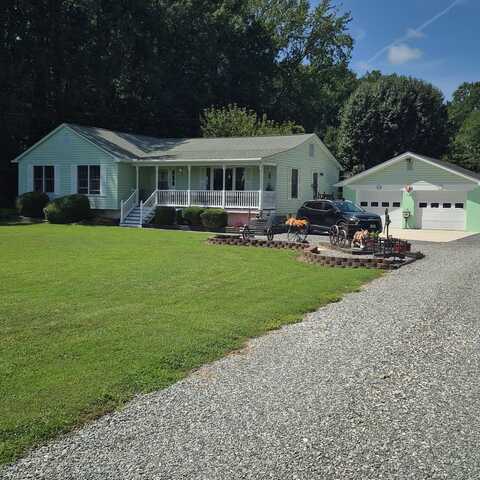 4235 Tucker Hill Road, Hague, VA 22469