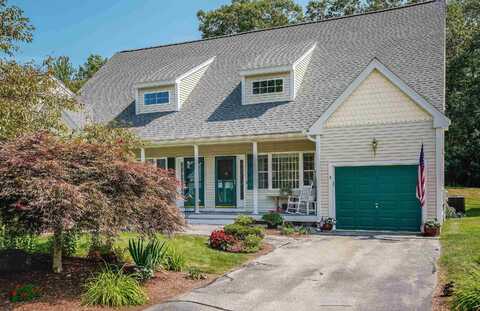 8 Royal Lane, Raymond, NH 03077