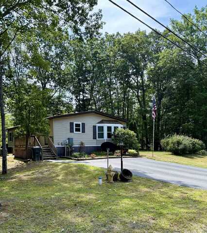 141 Redwood Road, Loudon, NH 03307