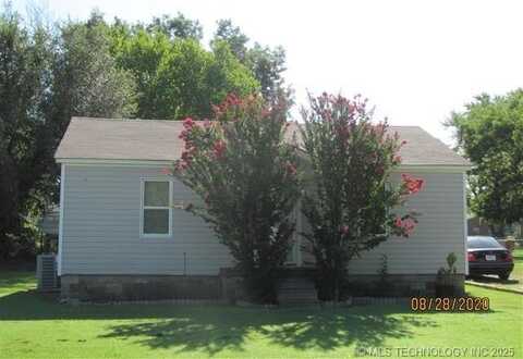 111 S 4th Street, Morris, OK 74445