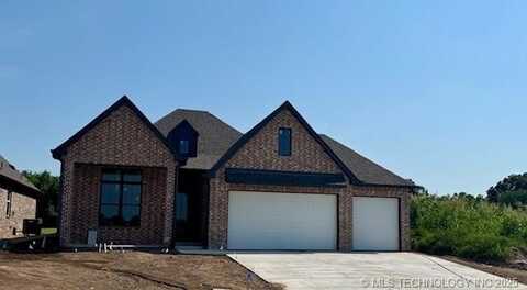 3809 W Laredo Place, Broken Arrow, OK 74012