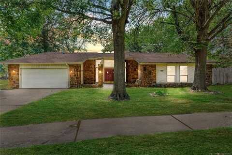 8300 S 3rd Street, Broken Arrow, OK 74011