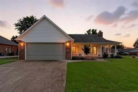 12302 E 77th Street N, Owasso, OK 74055