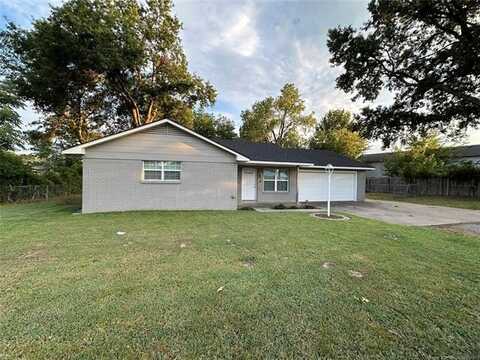 3549 E Okmulgee Street, Muskogee, OK 74403