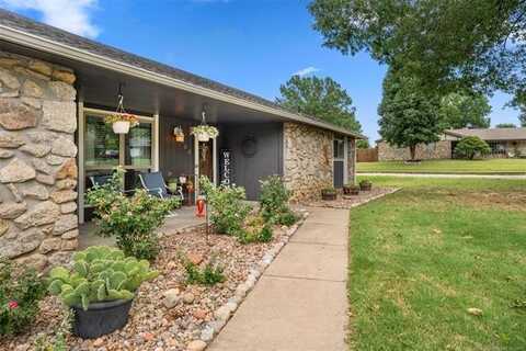 1408 Meadowcrest Court, Bartlesville, OK 74006