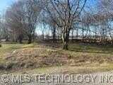 S Pine Street, Oologah, OK 74053
