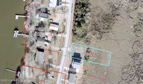 47 Riverside Drive, New Bern, NC 28560