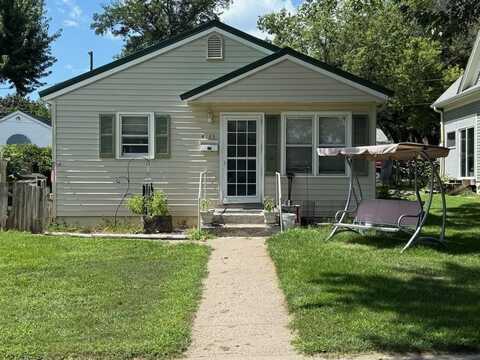 4135 MADISON ST, Sioux City, IA 51108