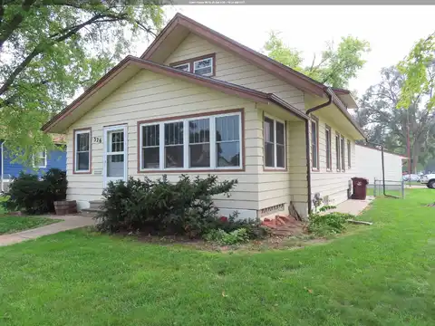 326 W 17th, South Sioux City, NE 68776