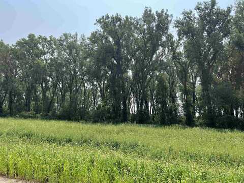 46047 Daniel Place, Vermillion, SD 57069